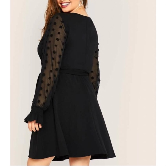 Black plus size swiss dot dress - Picture 2 of 5